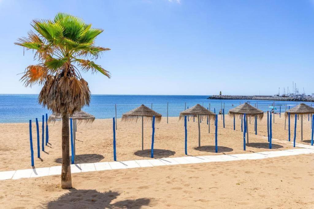 Carihuela Front Beach Torremolinos Kültér fotó