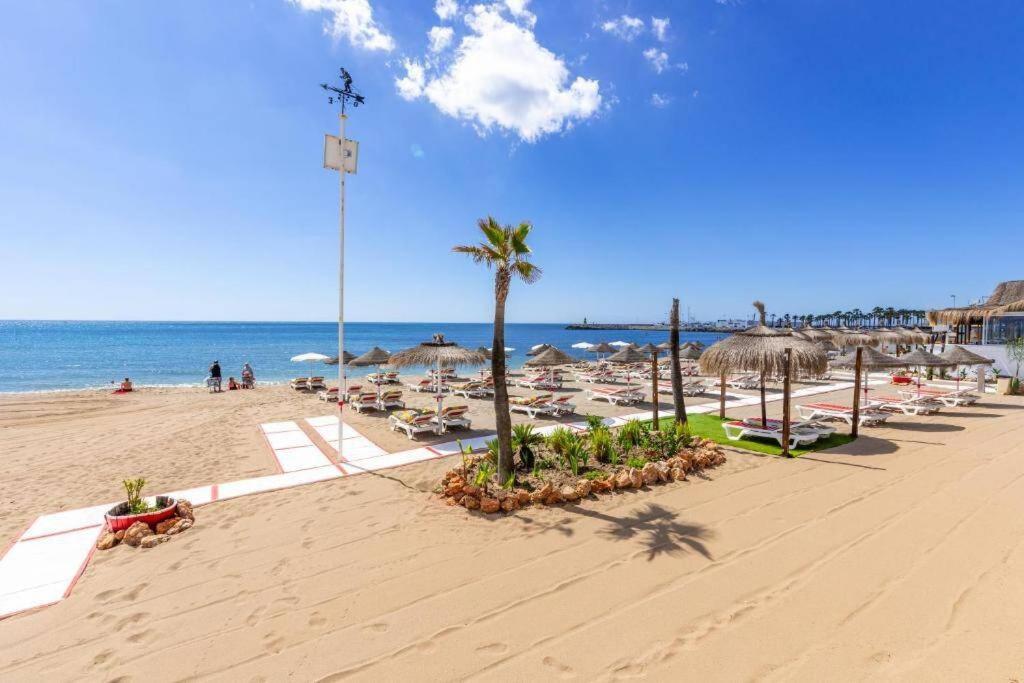 Carihuela Front Beach Torremolinos Kültér fotó
